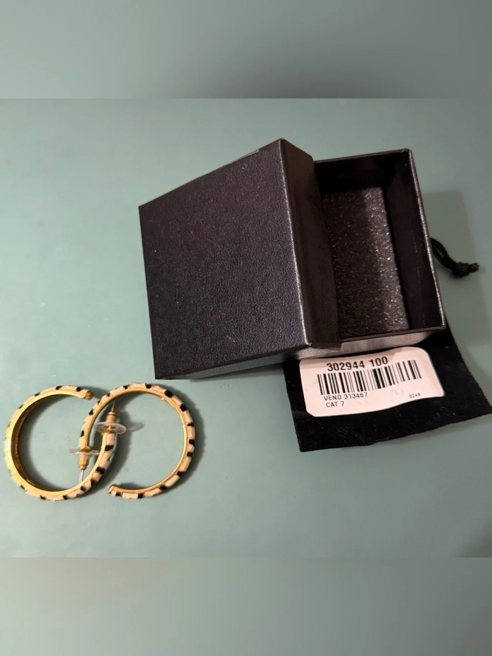 Vintage Carolee Gold Tone Zebra Enamel Hoop Earrings